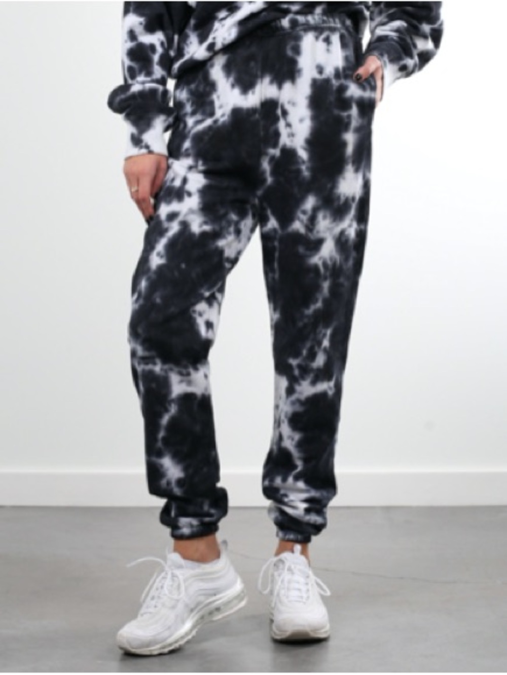 100% Cotton French Terry Brunette The Label Marble Tie-Dye Joggers Sweatpants